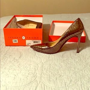 Ivanka Trump metallic snake skin heels